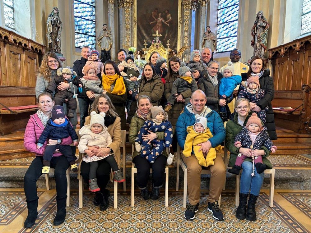 Lichtmessfeier mit Kindersegnung