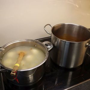 Knödelessen in St. Quirinus nach dem Erntedankfest