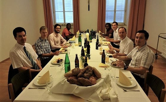 Abendessen der Seminargemeinschaft                 