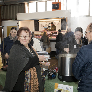Fastensuppe am Bauernmarkt - HLW/kfb