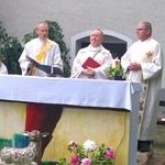Hörende und Gehörlose feiern gemeinsam mit Generalvikar Lederhilger