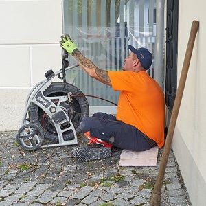 Kamerafahrt und Wartung der Abwasserrohre