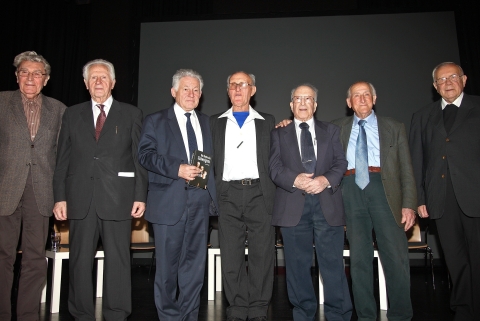 Holocaust-Überlebende mit LH Josef Pühringer und Bischof em. Maximilian Aichern. © Land OÖ/Kauder