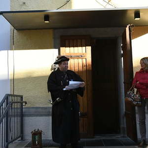 Nachtwächter verliest das Marktrecht