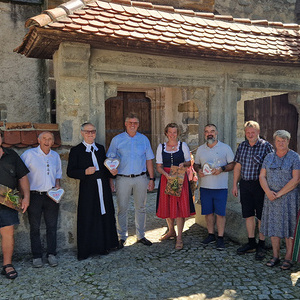Die Eindeckung des Kirchendachs in Niederzirking war das letzte Bauprojekt das unter Pfarrer Engelbert Leitner abgeschlossen werden konnte!
