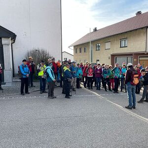 Wallfahrt nach Maria Schmolln