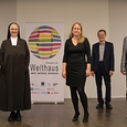 V. l.: Bischof Manfred Scheuer, Sr. Michaela Pfeiffer-Vogl (Marienschwestern), Christine Parzer (MIVA); Matthäus Fellinger (Welthaus), Heribert Ableidinger (Welthaus)