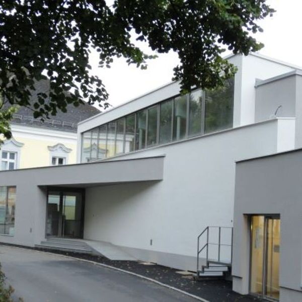 Pfarrzentrum-Pfarrbüro