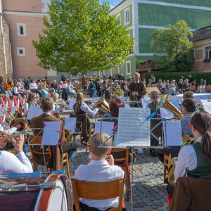 Erntedankfeier am Kirchenplatz