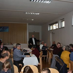 Nikolausbesuch in St. Quirinus