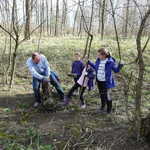Traunauen-Reinigung mit ökomenischen Gottesdienst