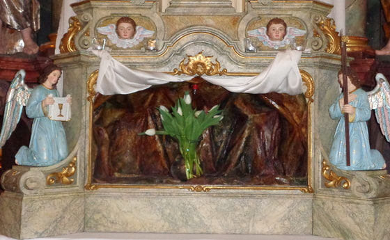 Hl. Grab in der Pfarrkirche                              