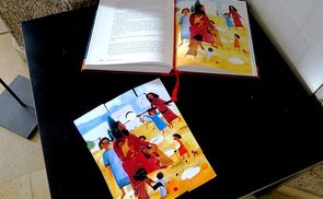 Eine Station des Segensweges mit Kindern in der Pfarre Linz-St. Magdalena.