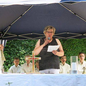 Gottesdienst mit Fruehschoppen 