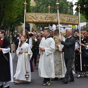 Prozession zu Fronleichnam