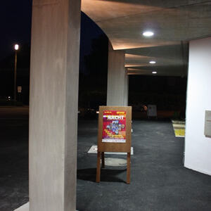 Neugestalteter Kirchenplatz 