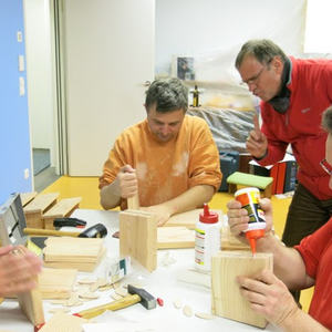 Gebetsschemel-Bau mit Josef