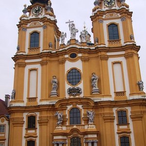 Pfarrwallfahrt nach Melk