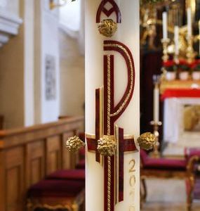 Osternachtsfeier mit Glockenweihe