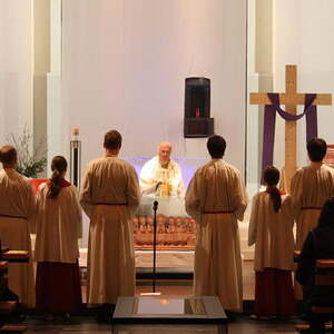 Abendmahlsmesse und Fußwaschung