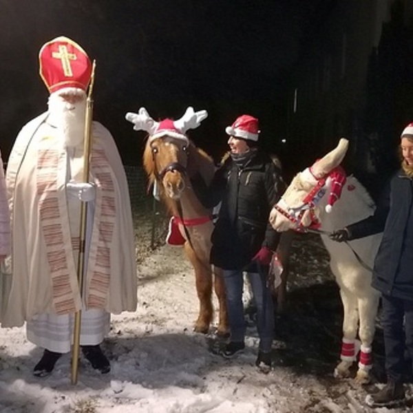 Der Nikolo zog durch St. Isidor