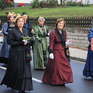 Festzug mit der Erntekrone