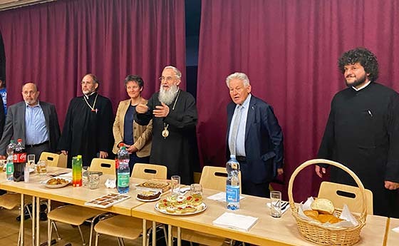 PRO ORIENTE begegnet der rumänisch-orthodoxen Gemeinde in Traun