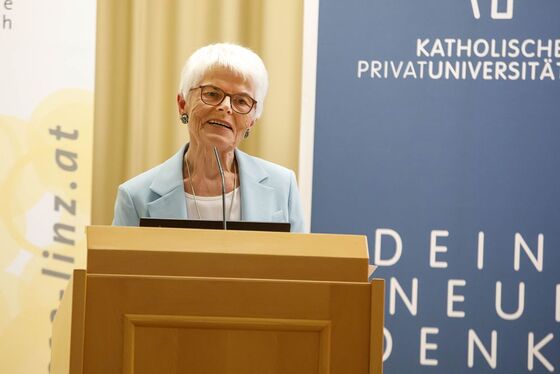 Erna Putz bei ihren Dankesworten