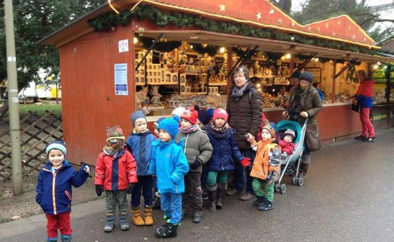 Kindergarten: Christkindlmarkt-Besuch