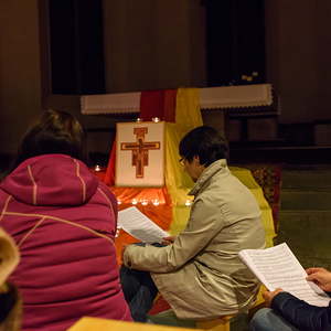 Das erste Taizé-Gebet in Kirchdorf/Krems