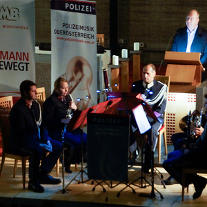 Adventlesung und Adventkonzert
