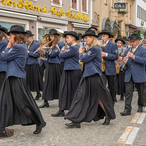 Fronleichnamsprozession mit Stadtmusikkapelle