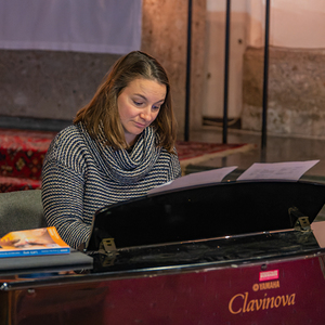 Unterschiedliche Station luden zur Beschäftigung mit dem Thema 'Friede mit mir/meinem Nächsten'