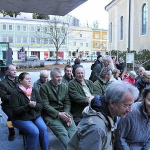 Traunauen-Reinigung mit ökomenischen Gottesdienst