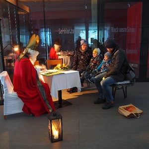 OLYMPUS DIGITAL CAMERA         