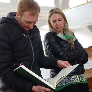 Das Orgelbuch wird auch ausgepackt!