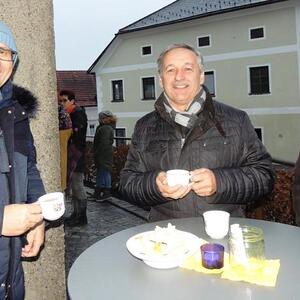 Jahresschlussandacht mit traditioneller Einladung der Pfarrcaritas zum Jahresumtrunk