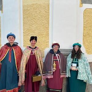 Sternsingerinnen und Sternsinger