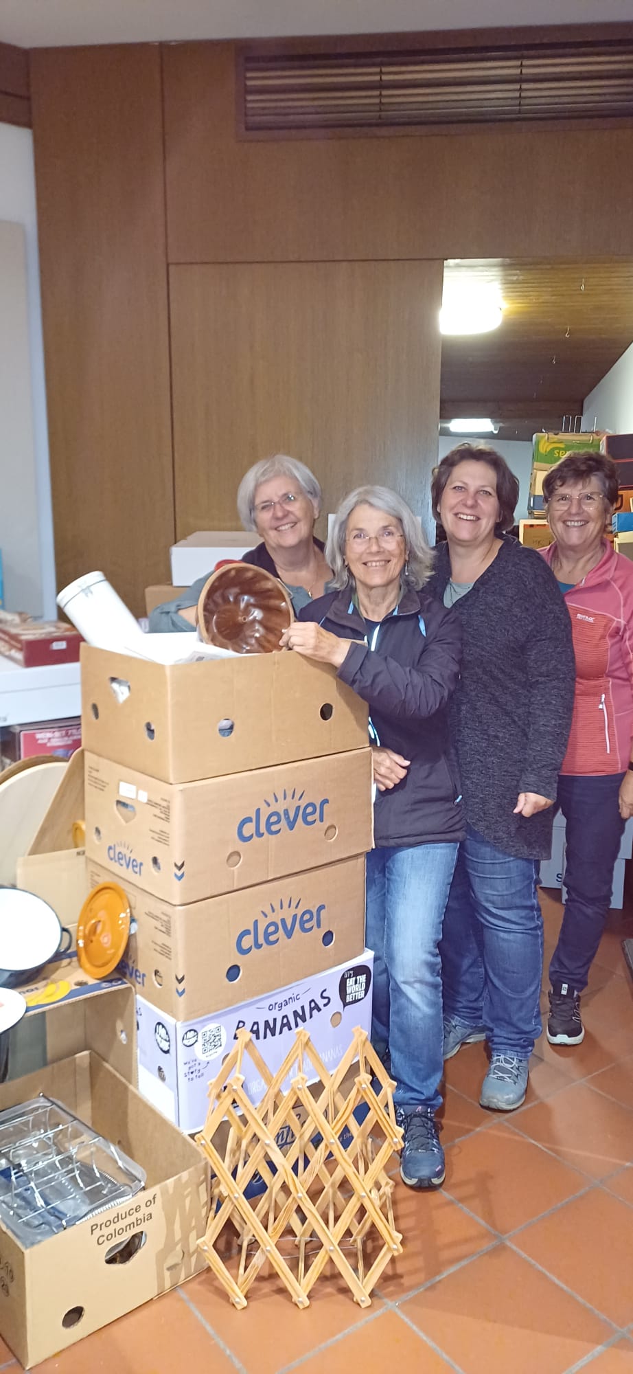 Flohmarkt 2026 Hagenberg / Pfarrgemeinderat Hagenberg Bereich Geschirr