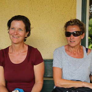 vor dem Kloster Gut Aich