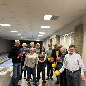 Die kmb St. Quirinus  lädt zum Kegeln ein