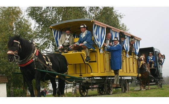 Nostalgiefahrt mit der Pferdeeisenbahn Kerschbaum im Mühlviertel