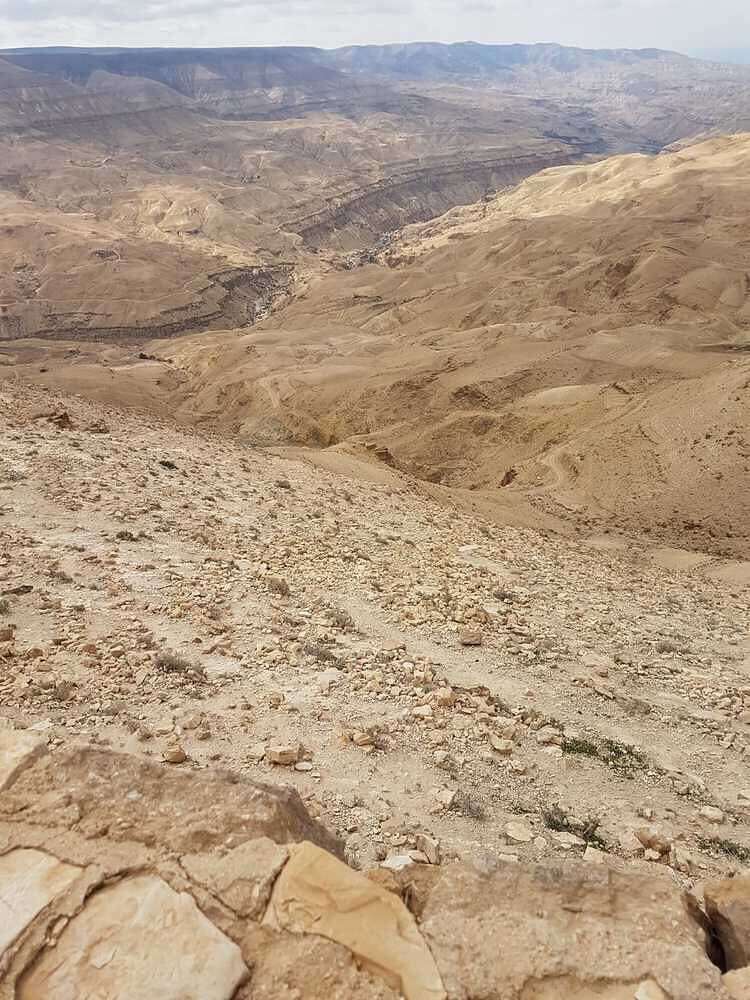 Ein Blick in die Wüste auf dem Weg zur Kreuzritterburg Shobak!