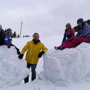 Schneespaß mit den Minis