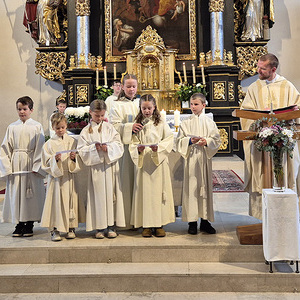 Aufnahme der neuen Ministrant:innen