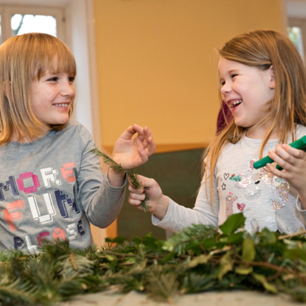 Ein buntes und abwechslungsreiches Programm l?dt speziell Familien zum Verweilen bei Advent am Dom ein