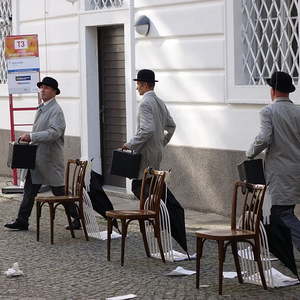 du & nichts: „Weißbrot und Magritte“