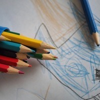 Buntstifte / © beasternchen/Pixabay.com/Pixabay License Buntstifte