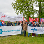 Unter dem Motto „Internationalität verbindet“ stand die heurige Gedenk- und Befreiungsfeier im ehemaligen KZ Mauthausen. Dabei wurde stets auf den Zusammenhalt der Menschen untereinander, unabhängig von ihrer Herkunft und Religion hingewiesen. Diese 