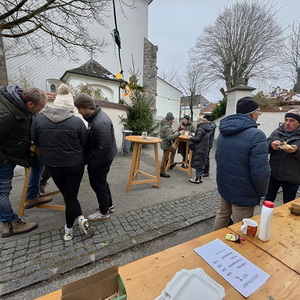 Adventmarkt der Pfarre
